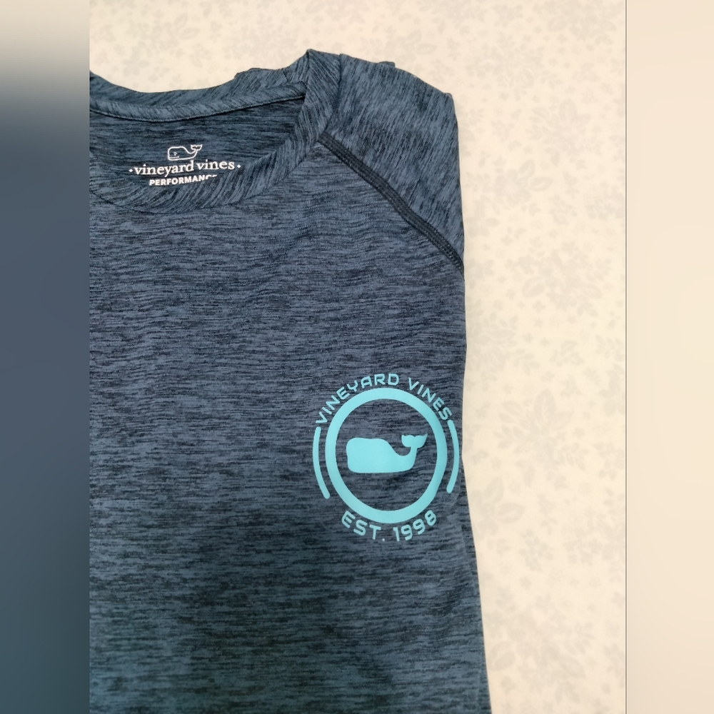Vineyard Vine Performance Rash guard | Small - Picture 9 of 10